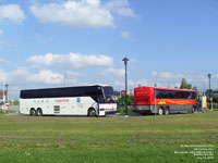 Autobus Drummondville - Bourgeois Tours 3033 & 03051