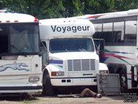 Voyageur Colonial V2602 minibus (1996 International 3400)