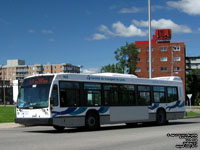 1102 - 2011 Novabus LFS