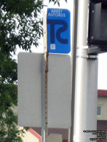 bus sign / panneau d'arrt
