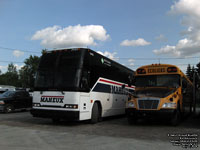 Autobus Maheux 0443 - 2000 Prevost H3-45 and 0440