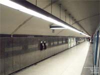 STM - Metro de Montreal - Laurier station - Orange Line
