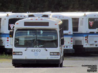CMTS / STS 42102 (1992 Novabus Classic) (nee Santa Monica Big Blue Bus 4960)