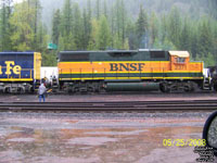 BNSF 2371 - GP38-2 (ex-BN 2150, nee FW&D 2150)
