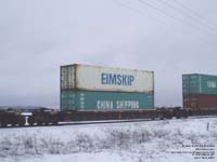 Eimskip and China Shipping containers