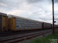 TTX Company / BNSF Railway trilevel autorack - ETTX 810180