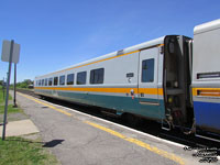 VIA 3346 (3300-serie LRC coach: 72 seats)