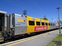 VIA 3355 (3300-serie LRC coach: 72 seats) - Canada 150 wrap