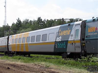 VIA 3357 (3300-serie LRC coach: 72 seats)