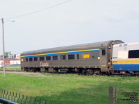 Via Rail 4112 (4100-serie Stainless steel coach: 74 seats) (ex-AMTK 3852, nee SOU 952)