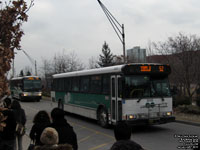 GO Transit bus 2028 - 2004 Orion V05.501