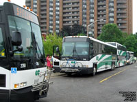 GO Transit bus 2146 - 2002 MCI D4500