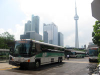 GO Transit bus 2274 - 2005 MCI D4500