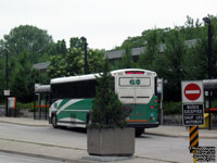 GO Transit bus 2431 - 2009 MCI D4500CT