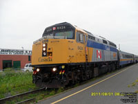 Via Rail 6424 (F40PH-2) - Ex-Budweiser Super Bowl wrap