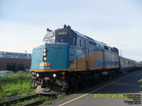 Via Rail 6425 (F40PH-2) - Rebuilt