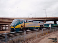 Via Rail 900 (P42DC / Genesis)