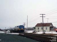 Via Rail 906 (P42DC / Genesis)