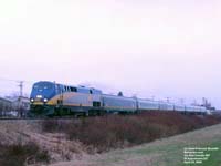 Via Rail 907  (P42DC / Genesis)- Speeds up near Quebec