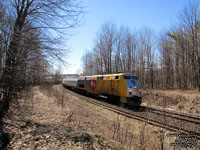 Via Rail 908 (P42DC / Genesis) - 40th anniversary wrap