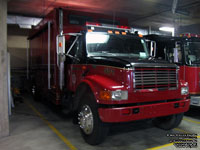 501 (renumbered from 1701) - Drummondville, Quebec - Unit de service 1998 International 4900 Utility Truck