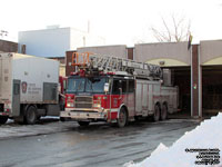 418 - (337-07479) - 2007 E-One Cyclone II HP100 ladder - Station/Caserne 18 (Boulevard Rolland, Montreal-Nord)